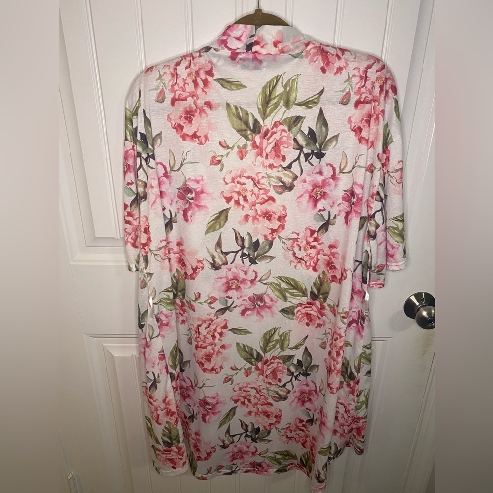 Show Me Your MuMu Floral Bathrobe - Picture 8 of 8